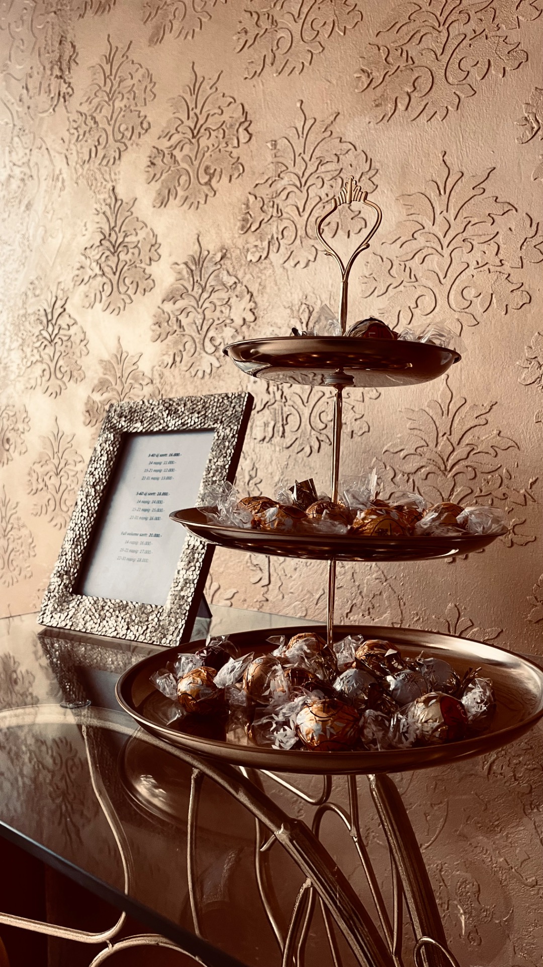 Fémes hatású festék